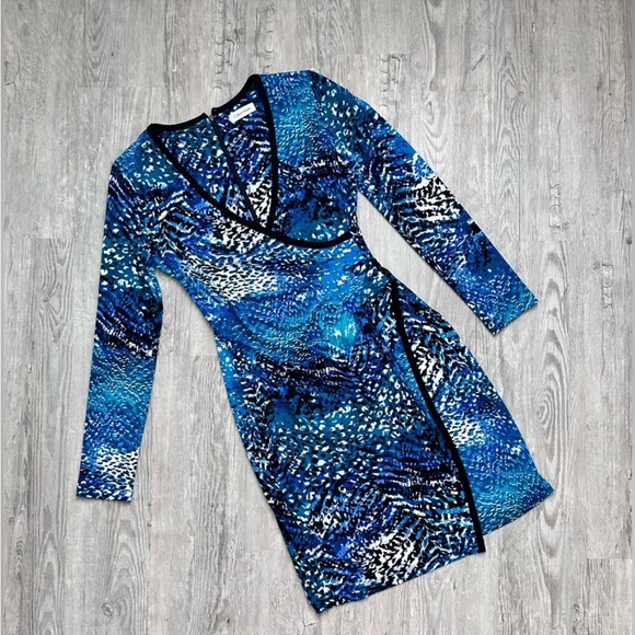 Calvin Klein Blue Aqua Print Bodycon Faux Wrap Dress Size 8 - Picture 3 of 9